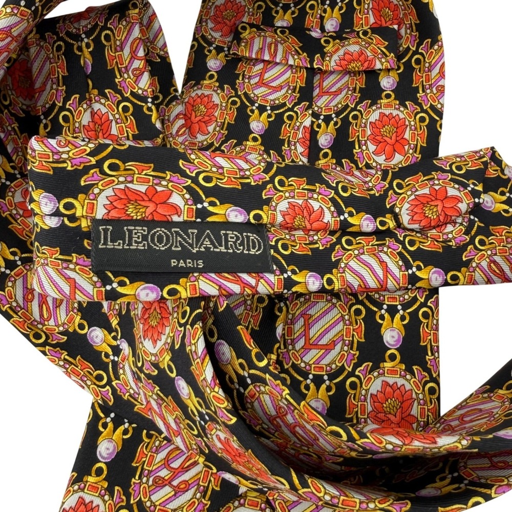 Leonard‎ Paris Mens Silk Necktie Black Red Floral Medallion Dessin N 136 France